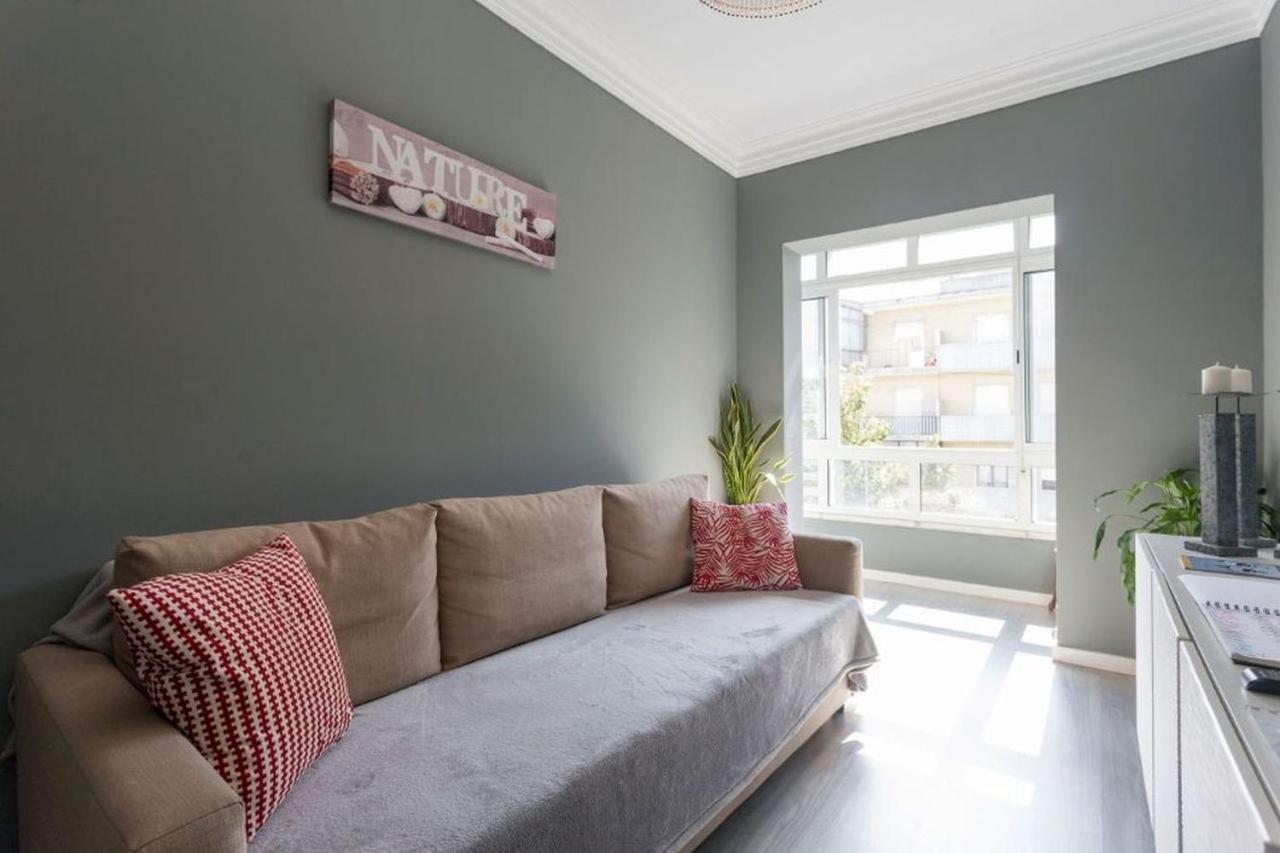 Be Local - Apartment With 2 Bedrooms In Moscavide - Lissabon Exterior foto